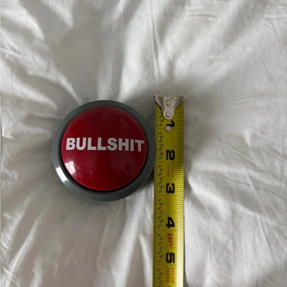 Bullshit Button – The Official Hilarious BS Button with Sound Effects